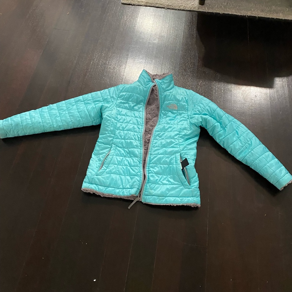 Adorable Northface Reversable Jacket, 10/12 girls! Furry on 1 side/puffer other